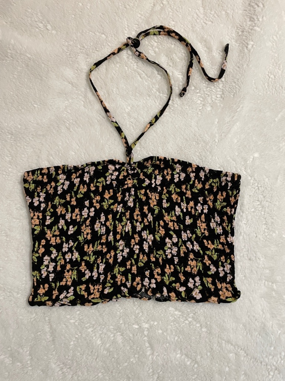 🎉LAST CHANCE 🎉Altar'd State Black Floral Smocked Halter Crop Top